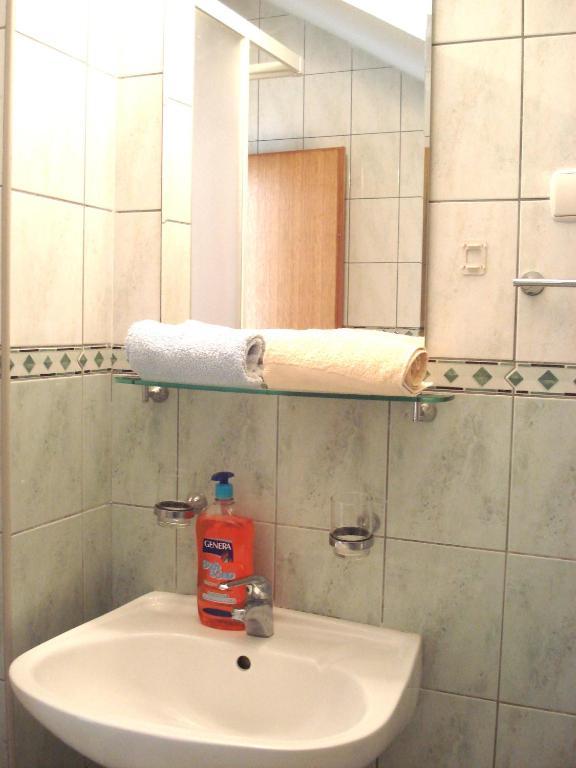 Guest House Karevic Hvar Town Exterior foto